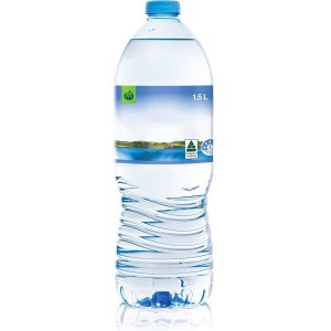 Nước đóng chai và nước máy