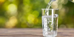 Uống nhiều nước có lợi cho sức khỏe