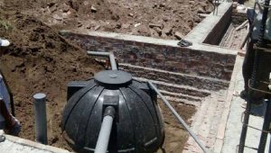 Thiết bị làm mềm nước có gây hại cho bể phốt không?